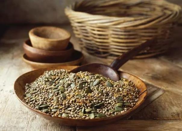 林旭|卫生组织呼吁:停止食用“2黄1红”,不想胃部癌变,趁早撤下餐桌