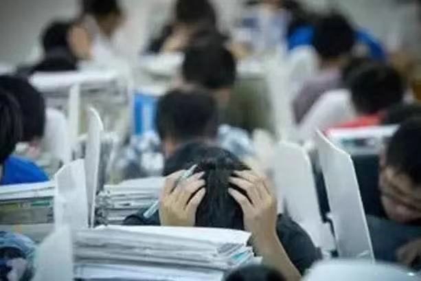 东林富谈育儿|中考是个坎,家长巧抓这三点,孩子成绩提高快