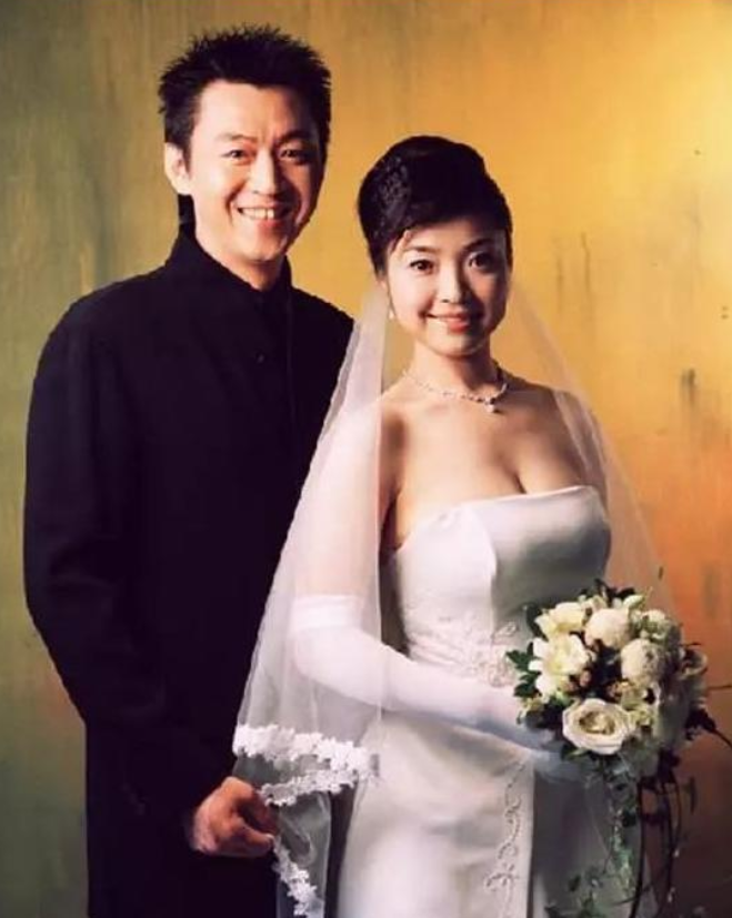 吴倩莲|一代女神，拒绝刘德华求婚，却嫁给平民丈夫，52岁变路人认不出！