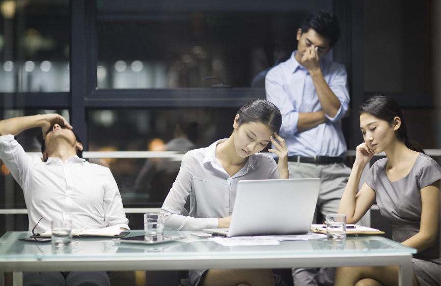 内卷|32岁女子“内卷”8年，确诊甲状腺癌，不幸离世，医生：“内卷”害人不浅