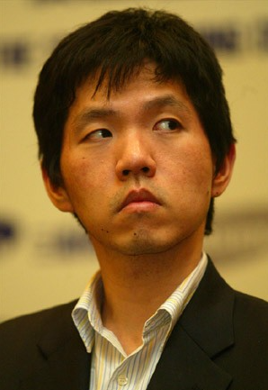 中国男篮|横扫李昌镐！他在关键时刻挽救了中国围棋，国际主义战士崔哲瀚