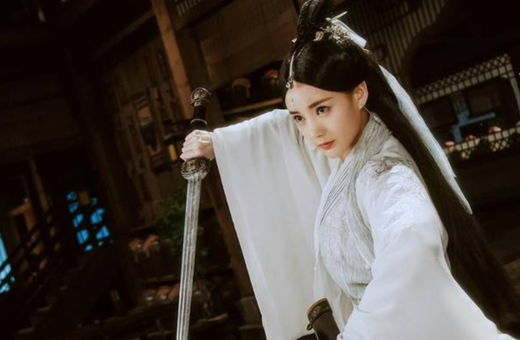 赵丽颖|她本是赵丽颖替身，趁颖宝怀孕不断接戏，如今跻身成为一线女星！