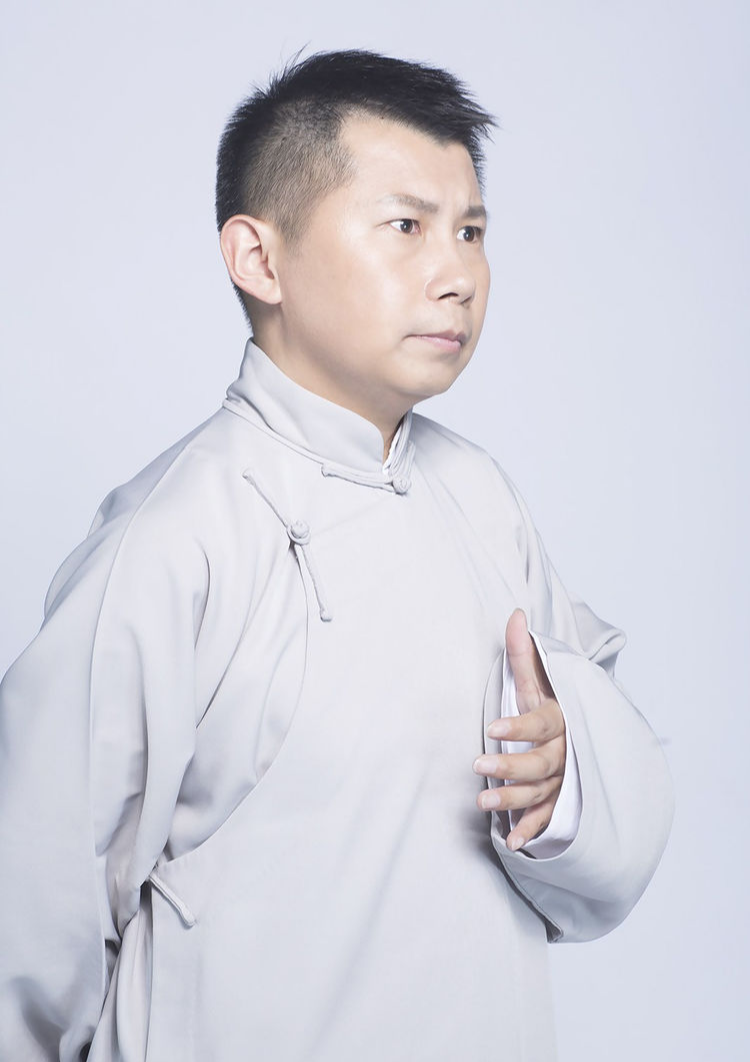 何云伟|叛徒荣升国家一级演员,还发文向郭德纲示威,难道是老郭错了?