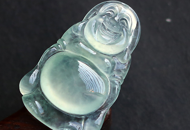 翡翠|我们喜欢翡翠，也要了解它价值，每一个价值都值得我们购买