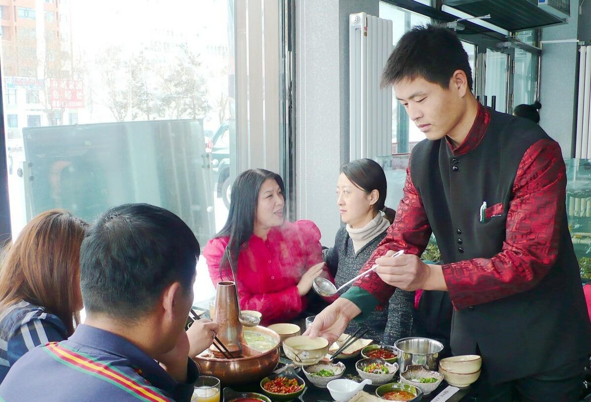 维生素B|喝一口等于2斤白酒,很多人天天喝,肾内科医生:常喝相当“自残”