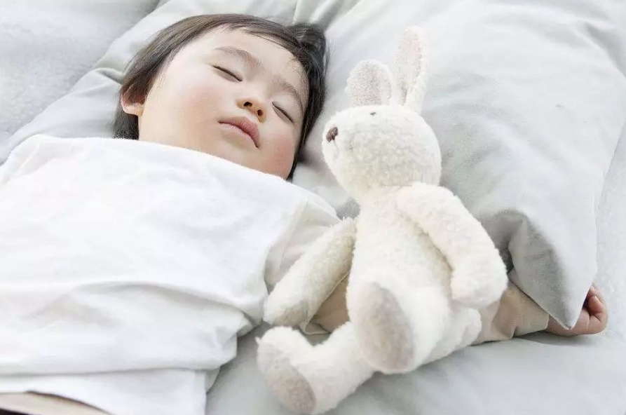 佳美育儿|转凉的时候，父母需要注意什么