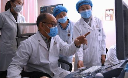 医线天|上厕所出现3种表现，肝脏已“烂如蜂窝”，占一个，也要早查肝CT