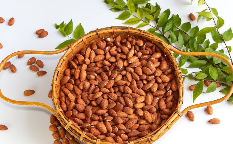 失眠|失眠惧怕“1白”，不是牛奶，一日三餐若喜欢，或早已倒头就睡