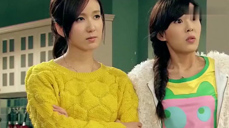 胡一菲|当168cm胡一菲撞上167cm陈美嘉，我们终于明白，腿直和腿细哪个更重要！