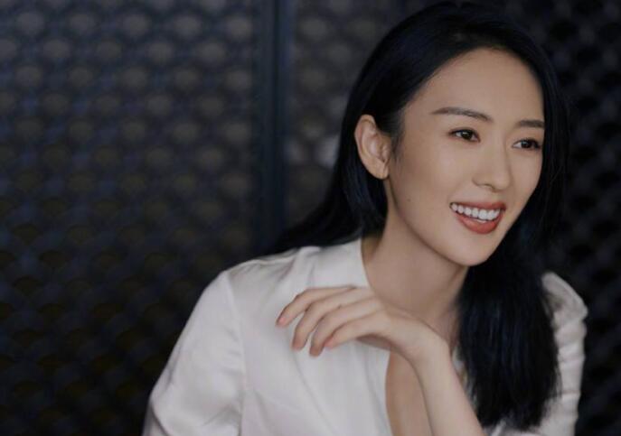 张国立|曾被张国立儿子当朋友面殴打，演艺情感双坎坷，如今嫁富商活成最美女人