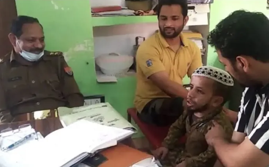 图说视界 就是没老婆！60厘米高的小伙怒了：国家必须给我找个妻子