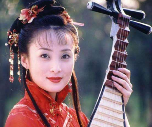 蒋勤勤|他一夜成名后抛下蒋勤勤，另娶妻后患癌离世，临终前却念蒋勤勤！