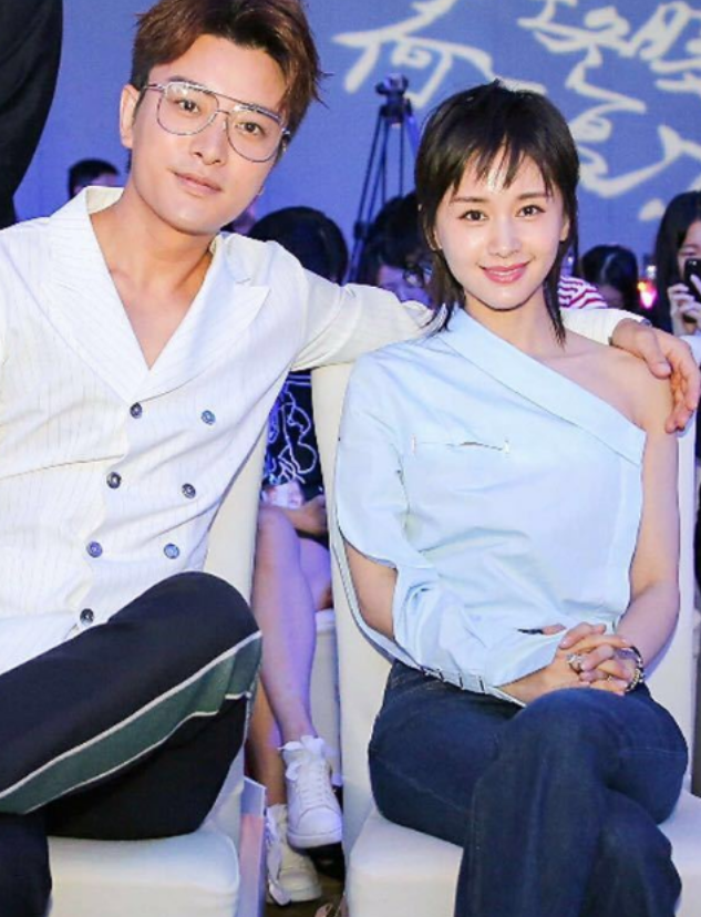 贾乃亮|采访中贾乃亮被问：如果说甜馨让你复婚怎么办？他只说了10个字