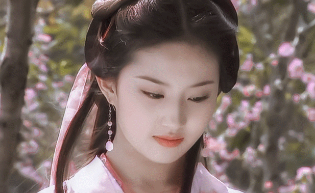 古力娜扎|古力娜扎和刘亦菲谁美？