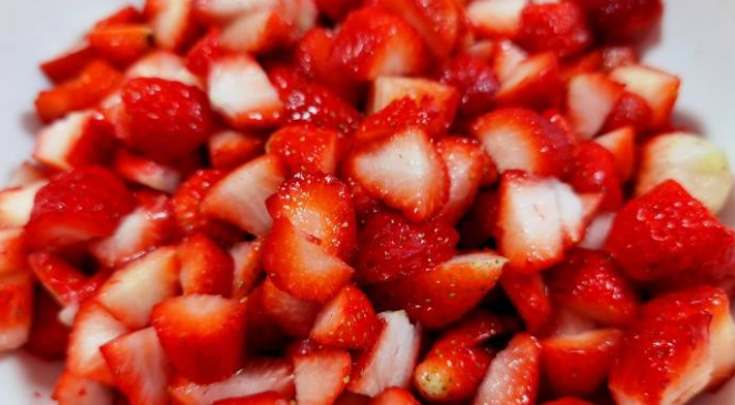 小夭育儿说|夏天想减肥？这种水果皇后必不可少，不仅瘦身还能美颜哦！