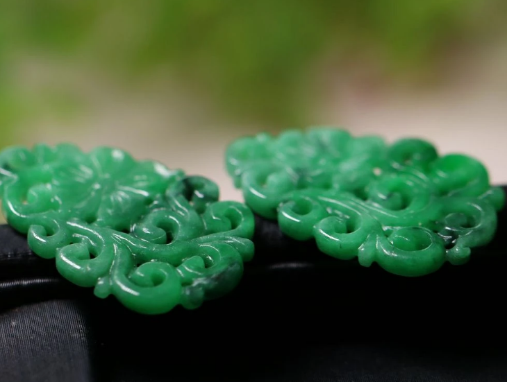 翡翠|为什么雕花复杂的翡翠，反而还越没价值？原来是因为这个原因