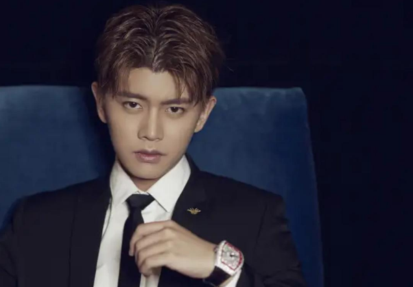 黄俊捷|古装剧的代表人物，多方向发展的男明星，他就是任嘉伦