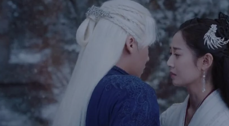 李易峰|李易峰《镜双城》未过审，被指质量差剧情有硬伤，杨紫不接对了？