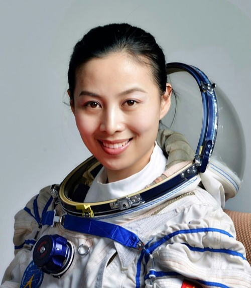 徐晓峰|航天员王亚平:没觉得自己漂亮,其实,王亚平比明星漂亮多了