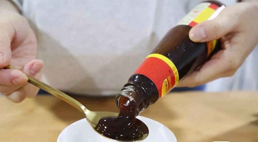 千金芳 一家三口相继患甲状腺结节，医生：做饭爱放3物，甲状腺早已破烂不堪