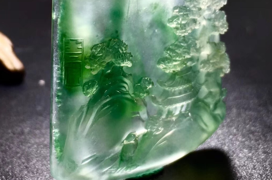 翡翠|鉴别翡翠的一些简单小方法，你要知道，避免上当受骗