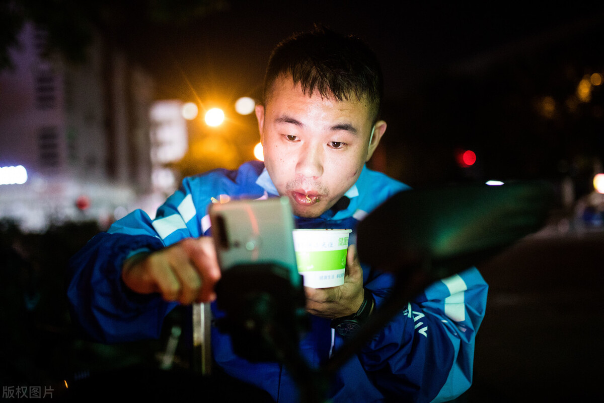 甲状腺结节|35岁快递员确诊甲状腺结节，医生：1种食物是祸首，常吃或致癌