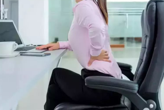 雌激素|45岁大妈容貌宛如26岁少女，医生：1物是女性的“美容院”，可多吃