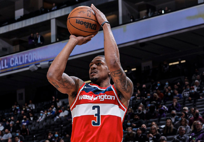 羅馬|奇才爆冷擊潰爵士，波普三分立功！比爾轟37分帶隊(duì)6人上雙