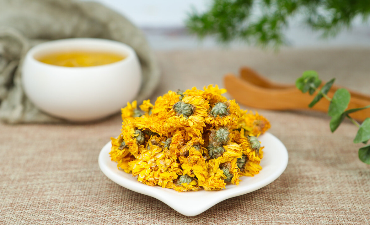 失眠|每天晨起2个馒头，确诊肝癌，医生指出：常吃2种食物，肝离“报废”不远了