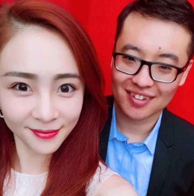 富二代|女主播被富二代刷9000万礼物，直接以身相许，她如今过得怎样？