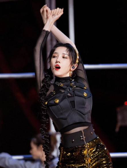 吴婉芳|陈小纭的脸，吴宣仪的腿，这个节目的收官夜有点费眼！