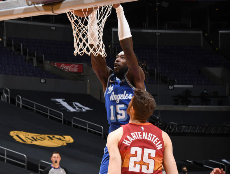 湖人隊|半場逆轉(zhuǎn)33分！詹姆斯轟27+10+10迎里程碑，替補三虎將爆發(fā)轟41分