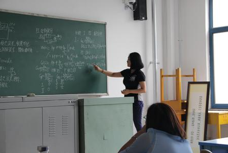 失眠|失眠遇到“天敌”了,不是牛奶,你若喜欢,沾床就睡美梦常伴