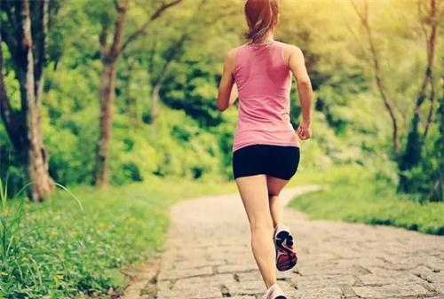 医生|?90后夫妻确诊甲状腺癌,医生摇头:煮粥爱放1物,铁打的甲状腺也扛不住