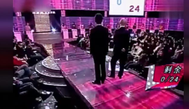 非诚勿扰|“打工仔”上非诚勿扰，24盏灯全灭，孟非笑了：他是刘銮雄的儿子