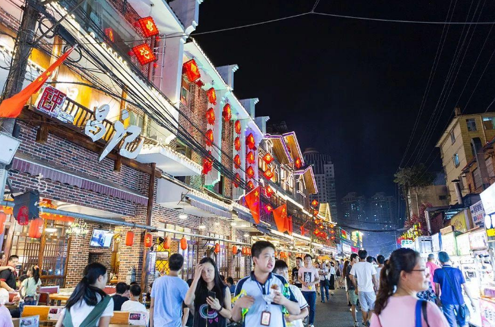 房价|大家发现没有，房价高了，商铺“倒了”，满大街最多的却是这两个行业？