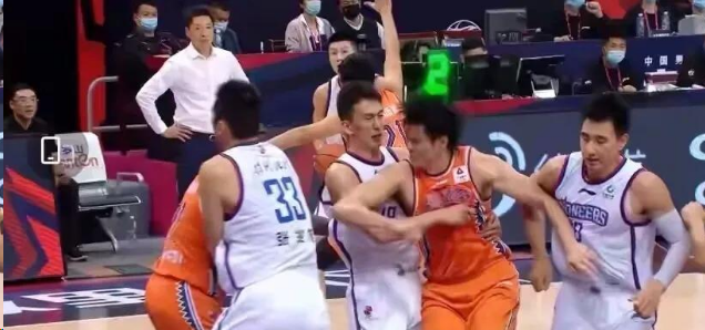 浙江男篮|CBA三大新闻：董瀚麟谈目标，万圣伟受伤被打成重伤，浙江两外援仍未归队