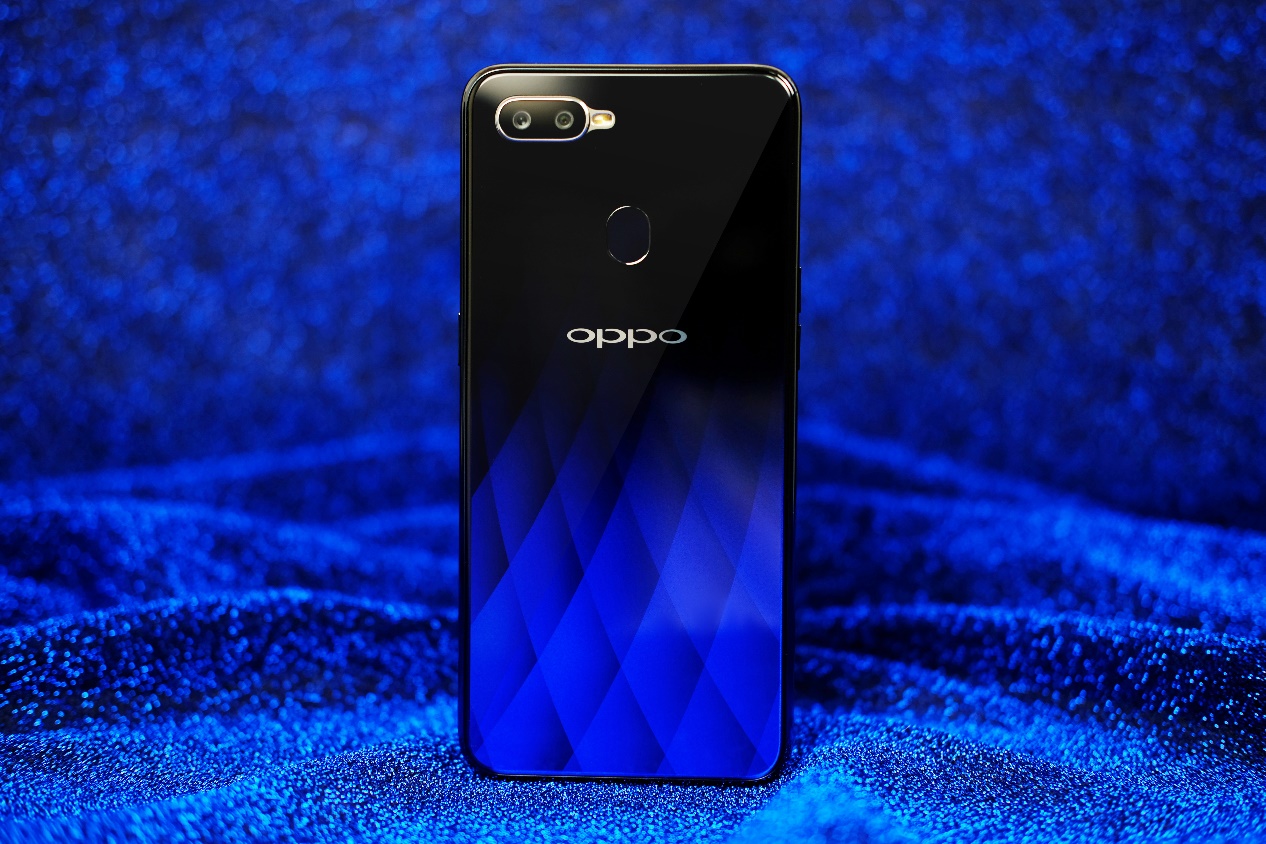 水滴屏|老机测评：均衡配置的OPPO A7x