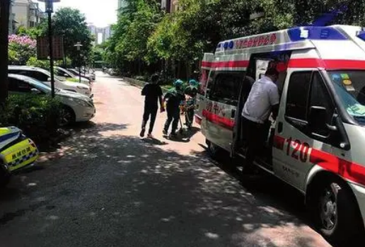 医线天|女子一个月25次“816”,查出甲状腺癌,医生怒道:老公简直不是人