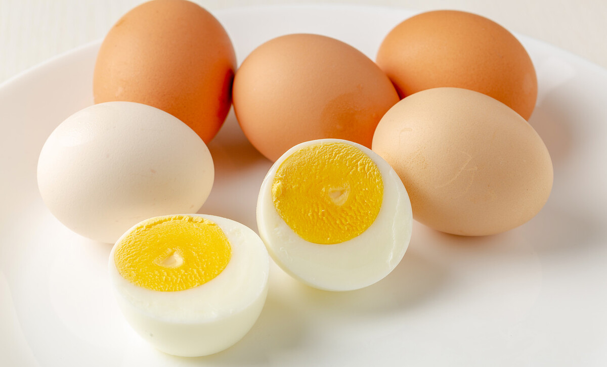 育学笔谈 女校长发表“熟鸡蛋孵小鸡”论文,网友发问:煮熟的鸭子能飞吗?