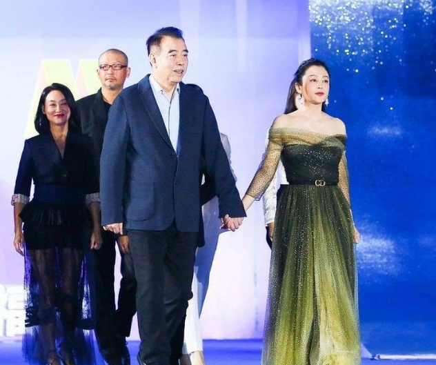 陈红|陈红27年前拍过这么前卫的戏，看到最后一张图后，网友：陈凯歌会怎么想？