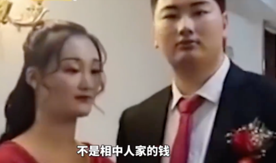 陈亚男|大衣哥经纪人袁先生，回应陈亚男离婚风波：小伟没变，她变了