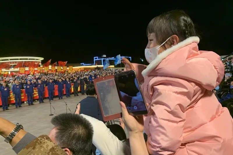 徐晓峰|航天员王亚平:没觉得自己漂亮,其实,王亚平比明星漂亮多了