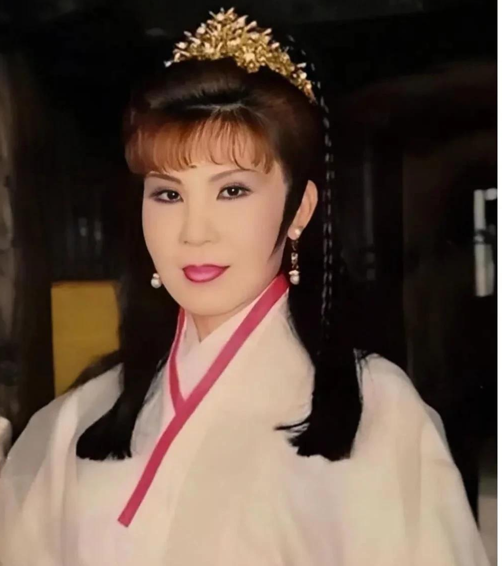 刘浩存|“明明长得一般，却非要演美人”的4位女明星，你认识哪个？