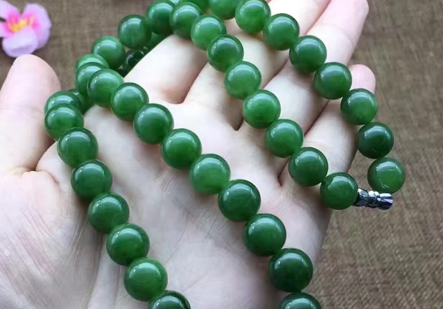 翡翠|不要去缅甸当地买翡翠，其中的几条原因，你知道多少？