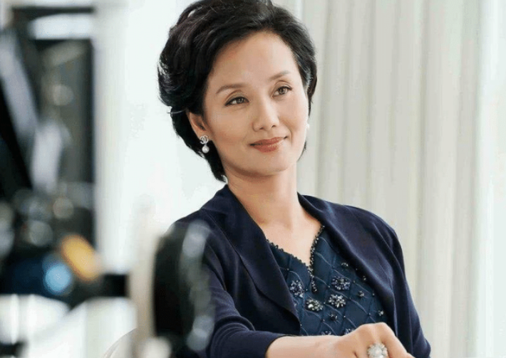 明星|“儿子”是当红明星，女儿是奥运冠军，51岁她才是真正人生赢家