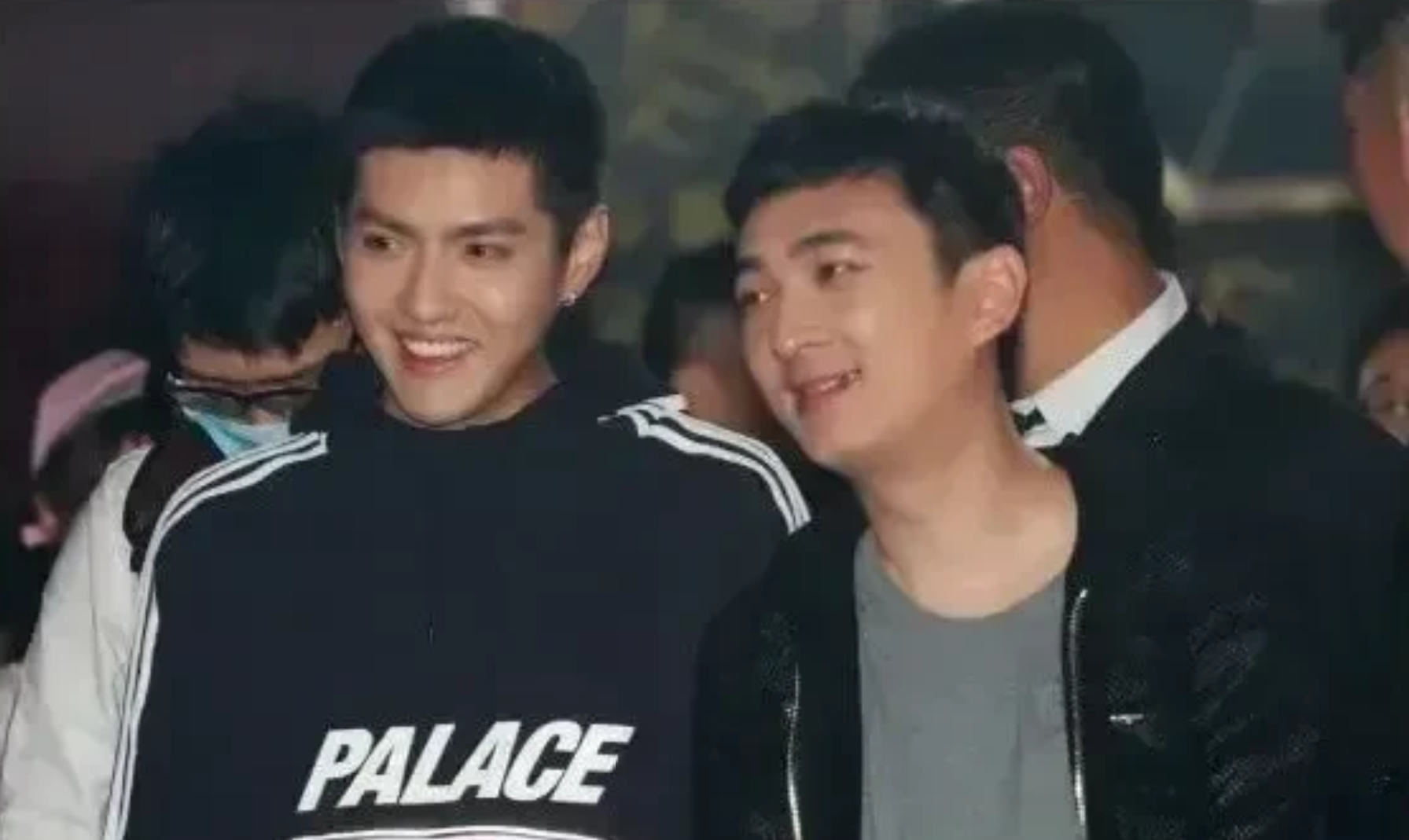 新晋宝妈育儿记|王思聪做梦都想戴的手表，托人买都买不到，结果有人先戴上了