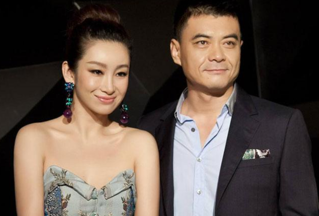 王新军|将丈夫捧红后却遭离婚，丈夫娶影后幸福美满，她却和儿子相依为命