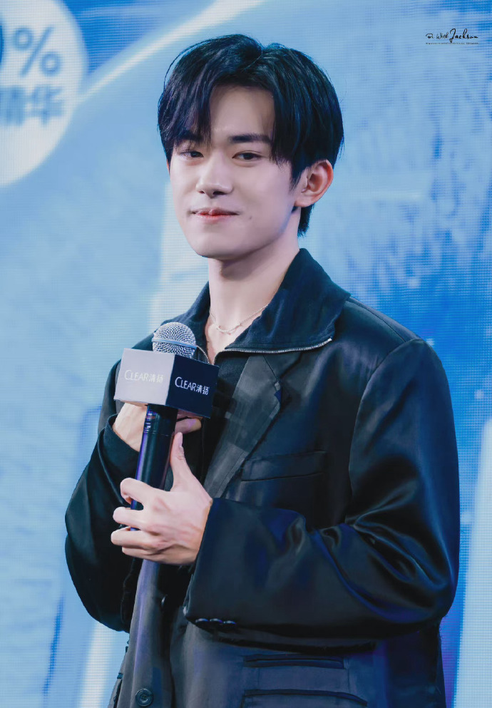 林允|小崔爱吃瓜：易烊千玺，沈腾，林允，薛之谦，肖宇梁