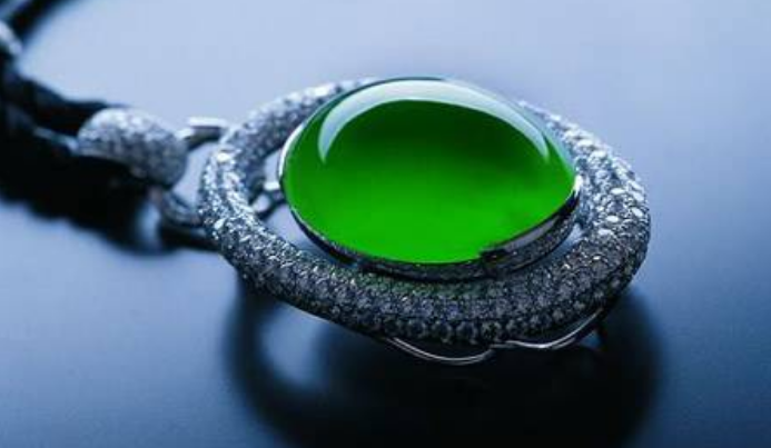 翡翠|从身价10亿到一无所有，只因一块翡翠原石，又重回巅峰时刻！